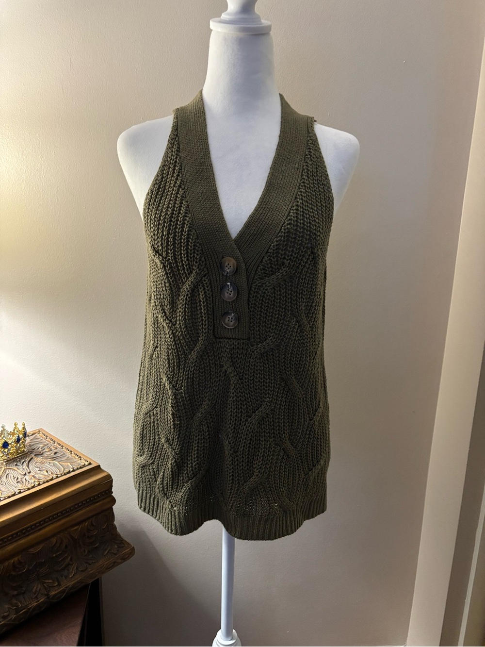 Marled Sweater Vest Women’s Size M Olive Cable Knit Vest Low V-Neck